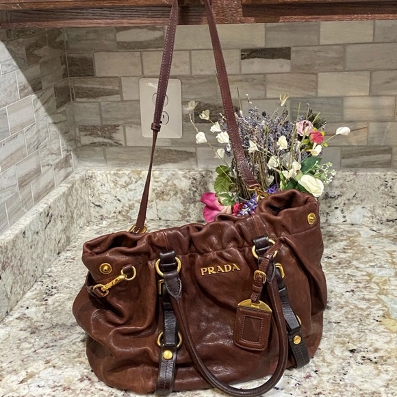 💯 1913 Prada Milano All Leather Crossbody Bag - Picture 1 of 4